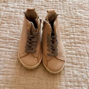 Piper Finn Leather Sneakers